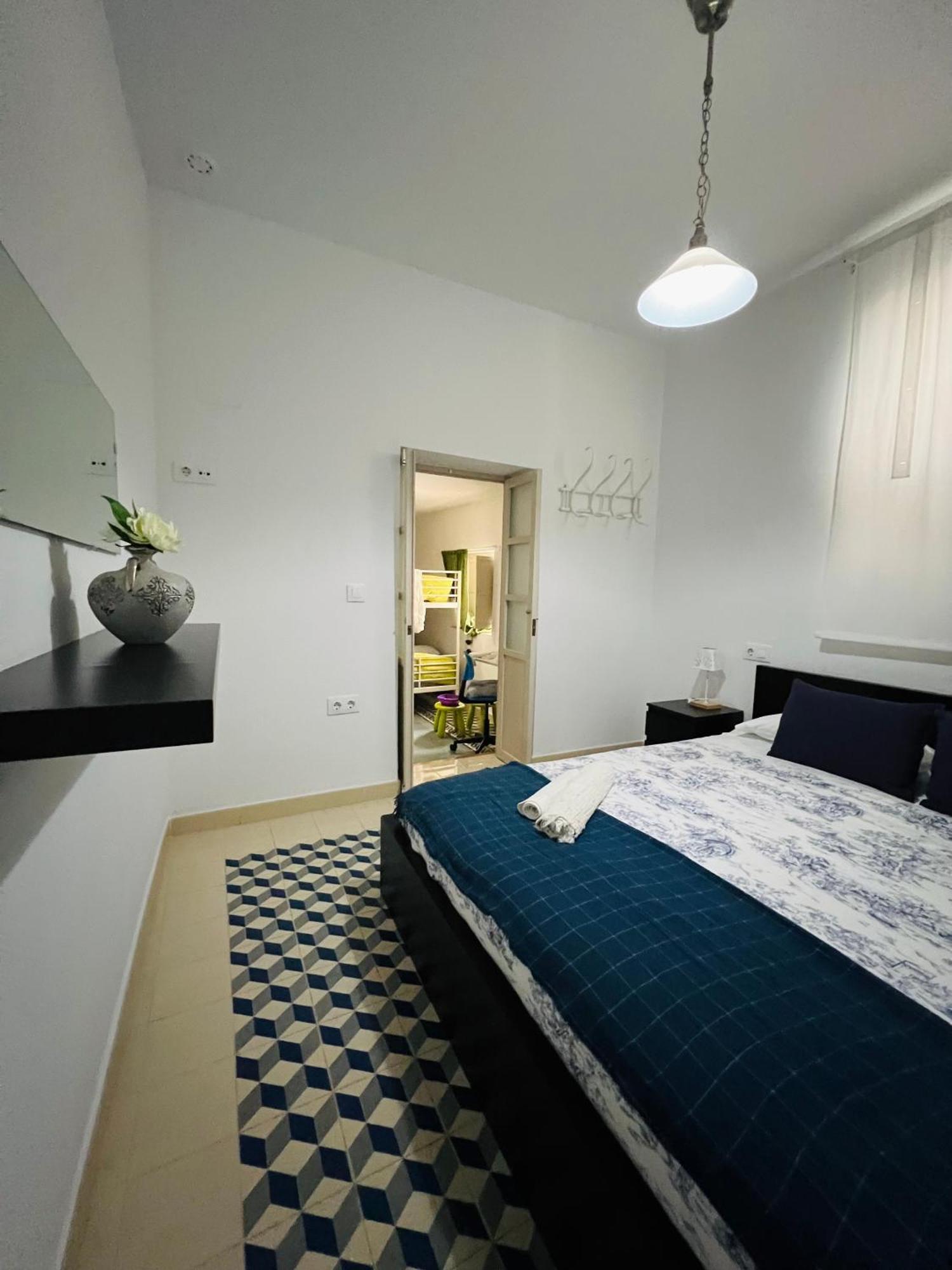 Casa Sagasta 3 *